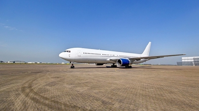 Boeing 767-300